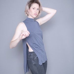 Long line slit tank. Size small.